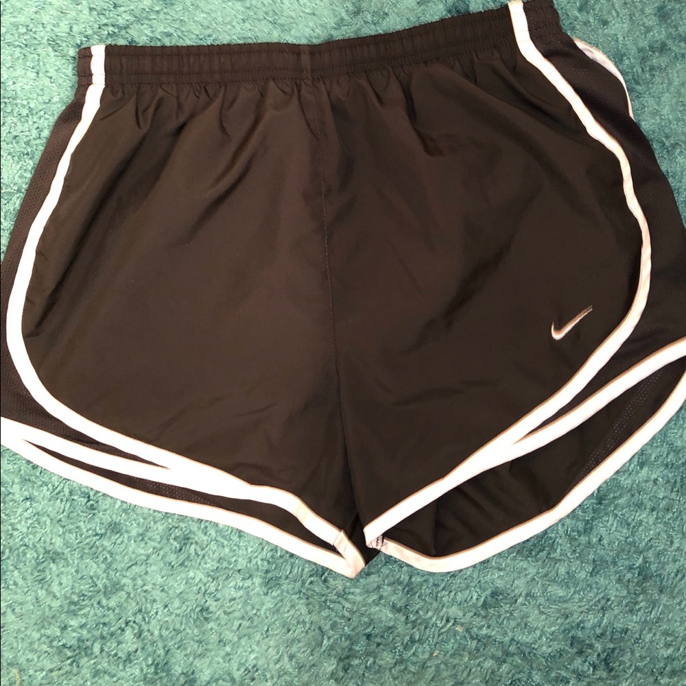 Nike grey tempo shorts